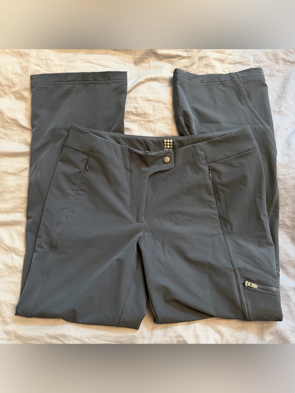 Title Nine Genie Performance Hiking Pants Gray Women's Size 8 Cargo Zip